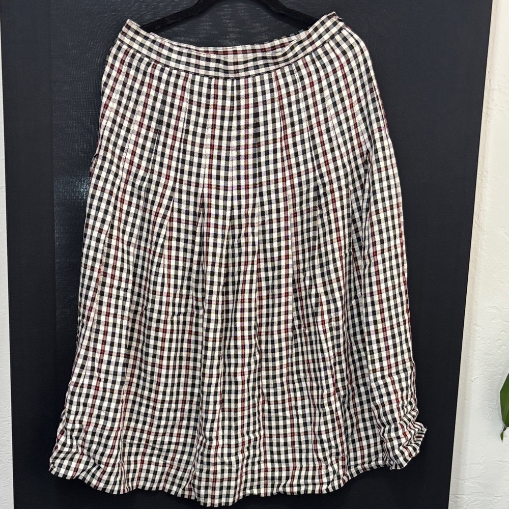 Chic Plaid Midi Skirt